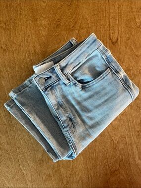 Vervet denim | light wash | straight leg, high rise